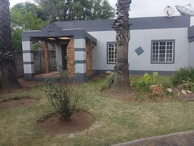 2 Bedroom Apartment To Rent in Nigel - PAoq.webp