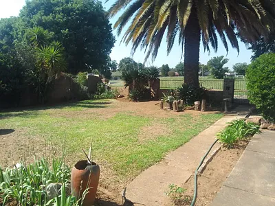 3 Bedroom House For Sale in Vanderbijlpark - 6FOQ.webp