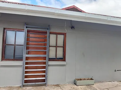 1 Bedroom Apartment To Rent in Mthatha - img