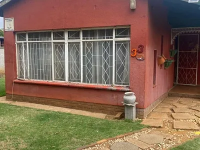 3 Bedroom House For Sale in Sasolburg - Yz0Z.webp