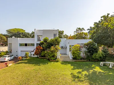 5 Bedroom House For Sale in Umhlanga - cEQ1.webp
