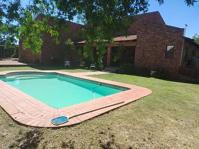 Farm For Sale in Brakpan - UPCr.webp