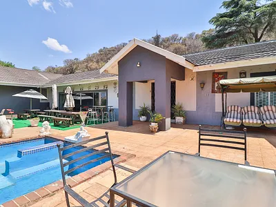 Farm For Sale in Johannesburg - 6hWC.webp