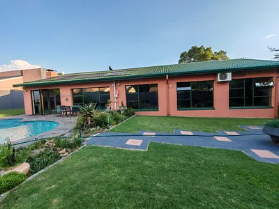 3 Bedroom House For Sale in Sasolburg - gby5.webp