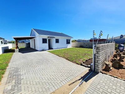 2 Bedroom House For Sale in Jeffreys Bay - 0z3U.webp