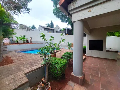 4 Bedroom House For Sale in Pretoria - bxhN.webp