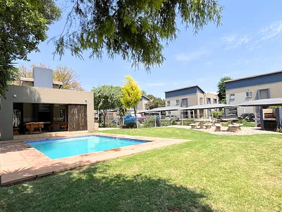 2 Bedroom Apartment For Sale in Benoni - TcGW.webp