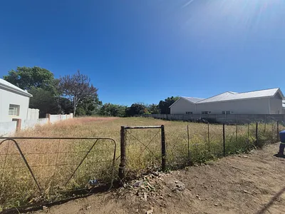 Vacant Land For Sale in Worcester - k5p8.webp