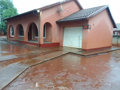 3 Bedroom House For Sale in Rustenburg - aOqr.webp