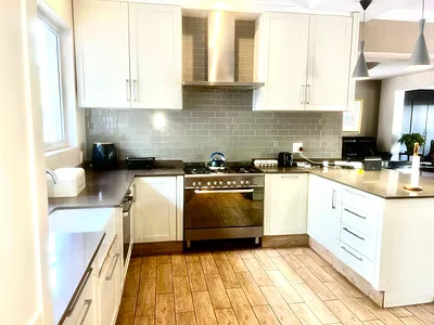 4 Bedroom House For Sale in Johannesburg - 0HHJ.webp