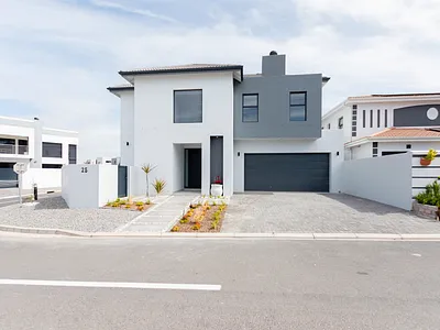 4 Bedroom House For Sale in Langebaan - Mpb2.webp