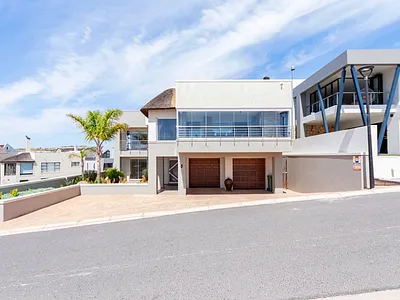5 Bedroom House For Sale in Langebaan - Leqs.webp