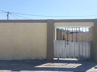 2 Bedroom House For Sale in Eersterivier - Olvn.webp