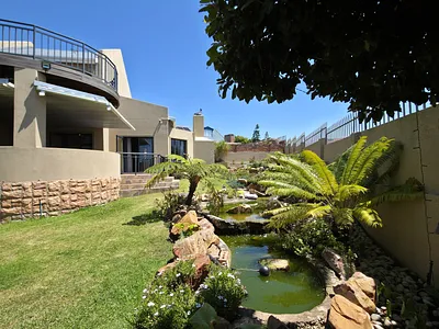 5 Bedroom House For Sale in Jeffreys Bay - hNBI.webp