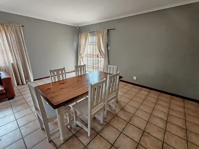 1 Bedroom House To Rent in Port Elizabeth - QXbi.webp