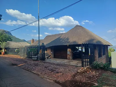 3 Bedroom House For Sale in Hartbeespoort - gaU3.webp