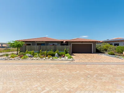 3 Bedroom House For Sale in Langebaan - 77Ei.webp