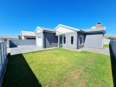 3 Bedroom House For Sale in Jeffreys Bay - jgaQ.webp
