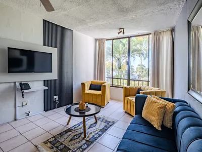 2 Bedroom Apartment For Sale in Umhlanga - NbMl.webp