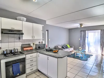 2 Bedroom Apartment For Sale in Midrand - gBCJ.webp