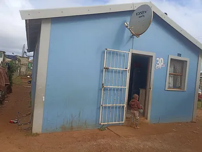 2 Bedroom House For Sale in Mossel Bay - 8dJX.webp