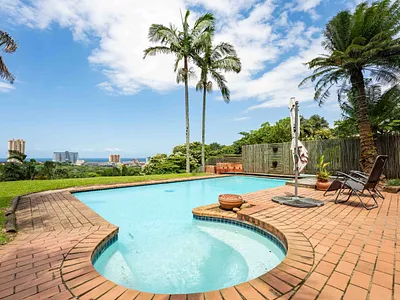 3.5 Bedroom House For Sale in Amanzimtoti - yJqc.webp