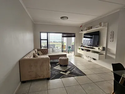 2 Bedroom Apartment For Sale in Edenvale - 9pKC.webp