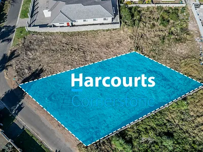 Vacant Land For Sale in East London - 85Lv.webp