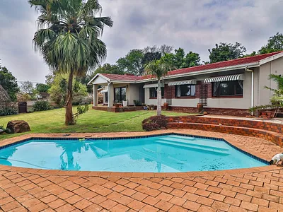 4 Bedroom House For Sale in Pietermaritzburg - yonJ.webp