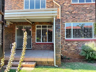 3 Bedroom Apartment For Sale in Pretoria - CBfQ.webp