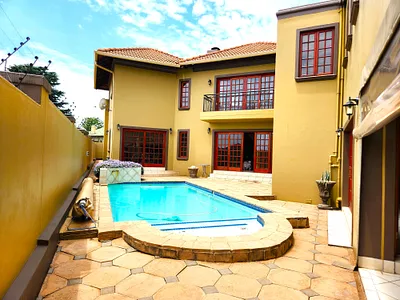 4 Bedroom House For Sale in Johannesburg - vIwr.webp