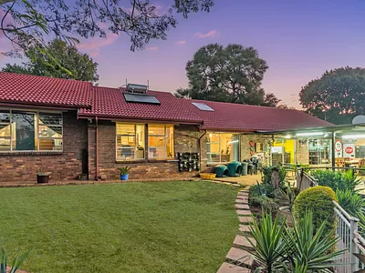 6 Bedroom House For Sale in Roodepoort - 7xzV.webp