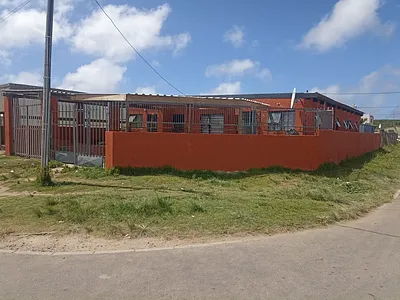 5 Bedroom House For Sale in Mossel Bay - eJNZ.webp