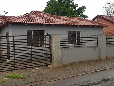 3 Bedroom House For Sale in Rustenburg - RuCB.webp