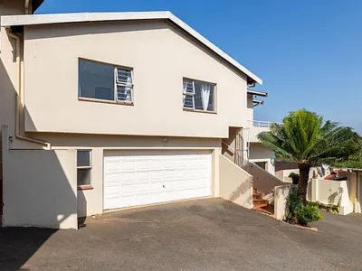 3 Bedroom Townhouse For Sale in Durban North - acHZ.webp