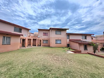 3 Bedroom Apartment For Sale in Richards Bay - gy9e.webp