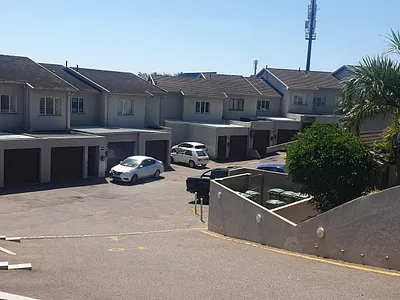 3 Bedroom Apartment For Sale in Durban - pE6B.webp
