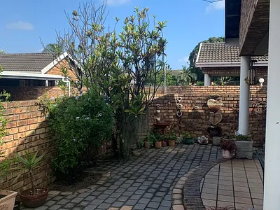 3 Bedroom Townhouse For Sale in Richards Bay - uhWu.webp