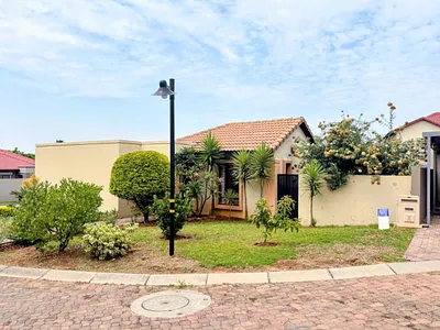3 Bedroom Townhouse To Rent in Midrand - Gp5p.webp