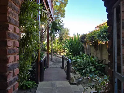 4 Bedroom House For Sale in Jeffreys Bay - 3JGi.webp