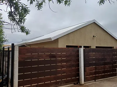 2 Bedroom Apartment To Rent in Queenstown - 363O.webp