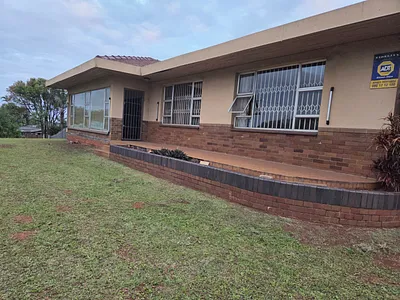 4 Bedroom House For Sale in Durban - img