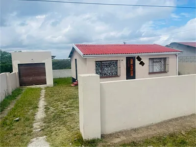 2 Bedroom House For Sale in East London - JQHy.webp