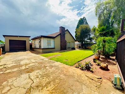 3 Bedroom House For Sale in Brakpan - GcAF.webp