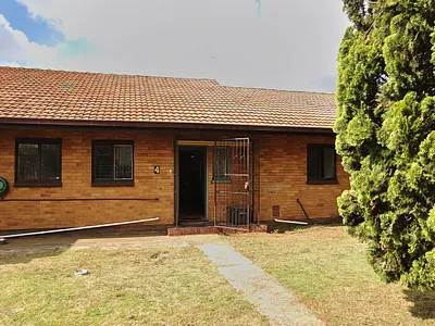 3 Bedroom House For Sale in Kriel - img