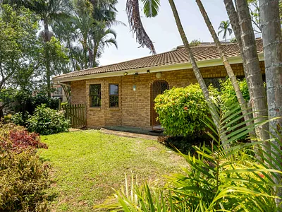 3 Bedroom Townhouse For Sale in Amanzimtoti - PzOn.webp