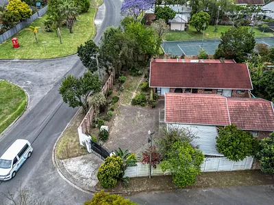 4 Bedroom House For Sale in East London - cHoW.webp