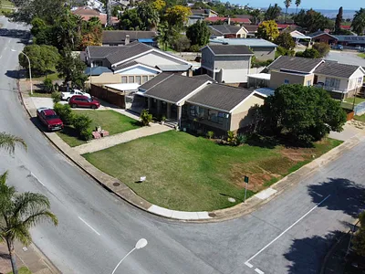 3 Bedroom House For Sale in Uitenhage - xGwF.webp