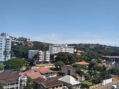 1.5 Bedroom Apartment To Rent in Durban - uqhr.webp