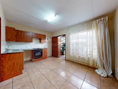 1 Bedroom Apartment For Sale in Potchefstroom - aBKv.webp
